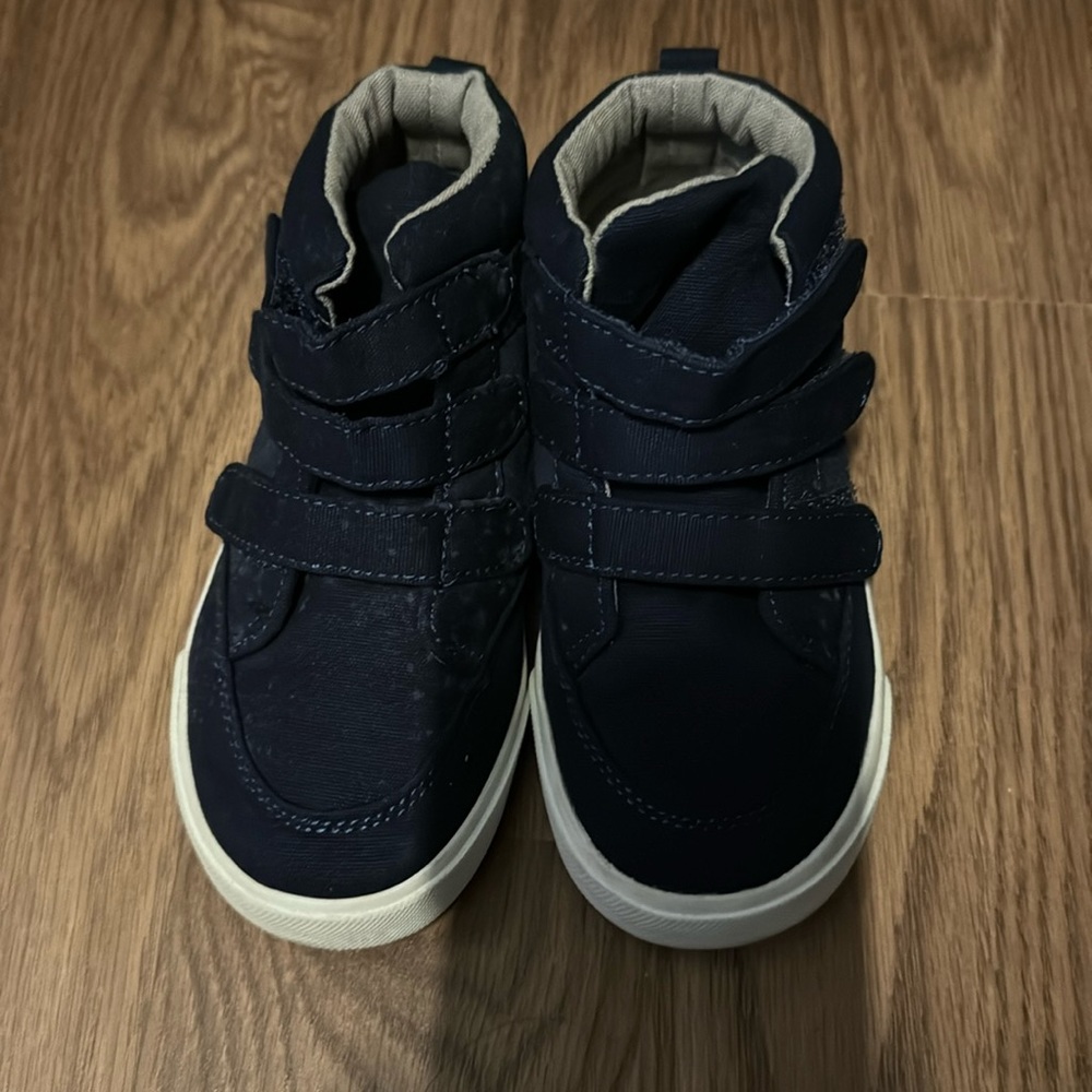 Boy shoes